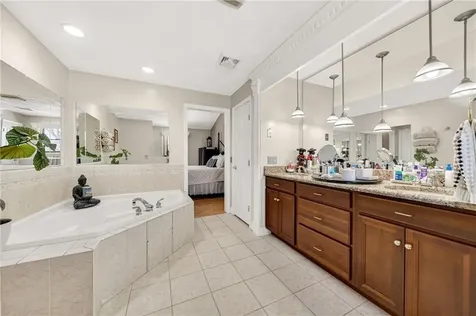 155 Sagamore Road Seekonk MA 02771