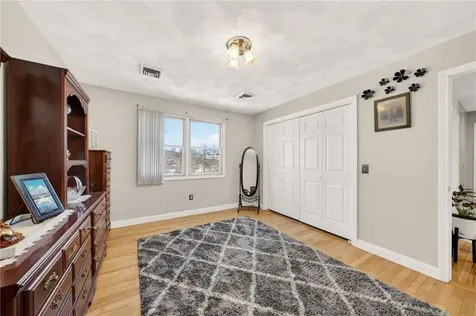 155 Sagamore Road Seekonk MA 02771