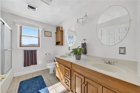 155 Sagamore Road Seekonk MA 02771