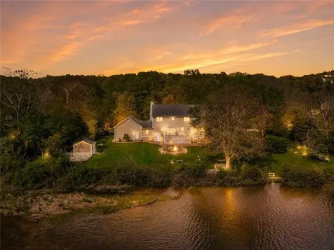 155 Sagamore Road Seekonk MA 02771
