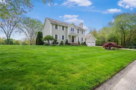 155 Sagamore Road Seekonk MA 02771