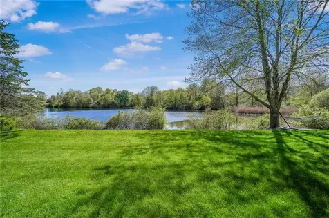 155 Sagamore Road Seekonk MA 02771