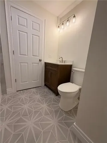 228 Third Avenue Warwick RI 02888