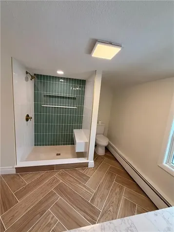 228 Third Avenue Warwick RI 02888