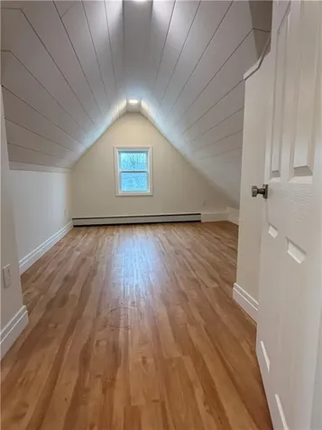 228 Third Avenue Warwick RI 02888