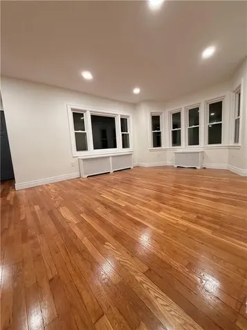 228 Third Avenue Warwick RI 02888