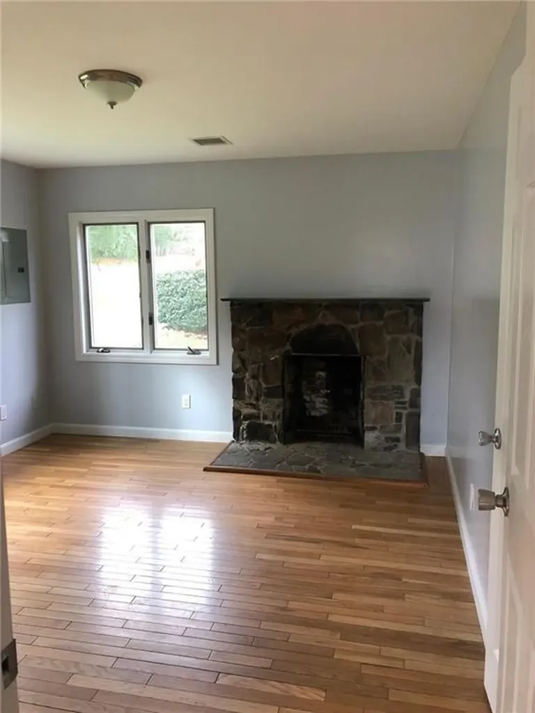 18 San Miguel Drive Bristol RI 02809