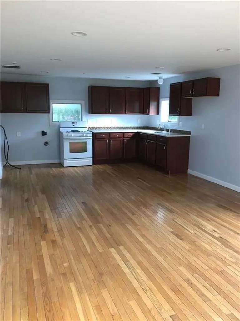 18 San Miguel Drive Bristol RI 02809