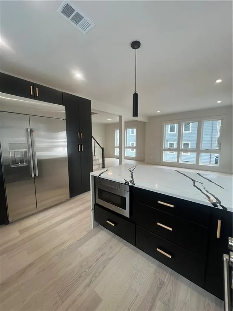 152 Colonial Road Providence RI 02906