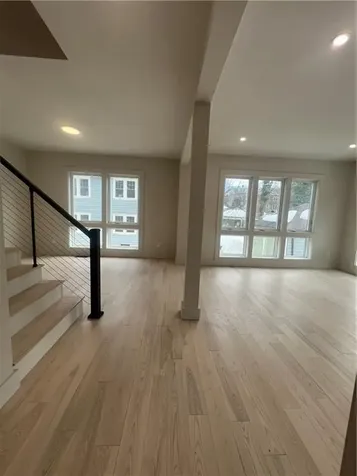 152 Colonial Road Providence RI 02906