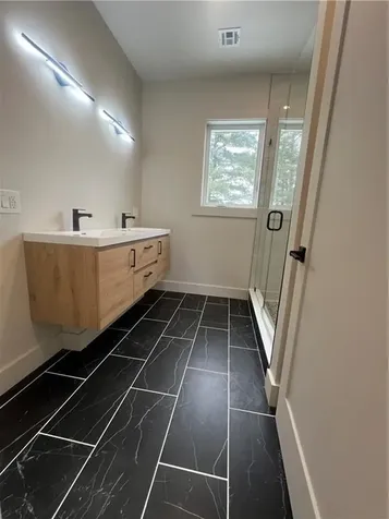 152 Colonial Road Providence RI 02906