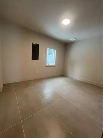 152 Colonial Road Providence RI 02906