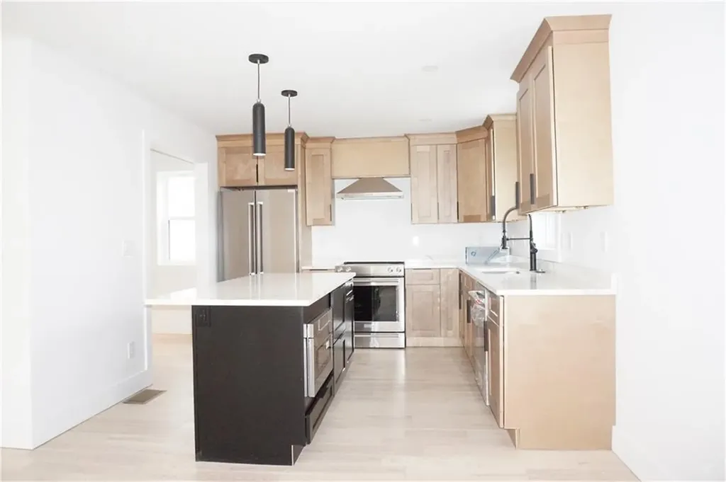 1232 Narragansett Boulevard Cranston RI 02905