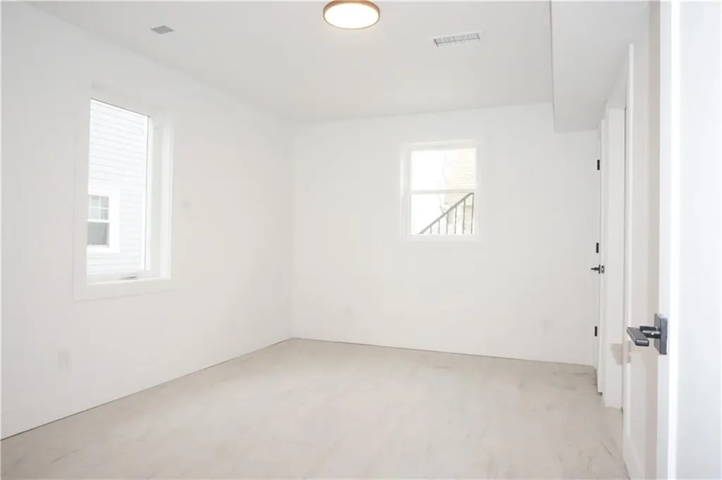 1232 Narragansett Boulevard Cranston RI 02905