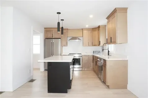 1232 Narragansett Boulevard Cranston RI 02905