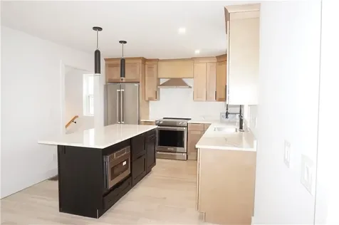 1232 Narragansett Boulevard Cranston RI 02905