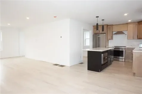 1232 Narragansett Boulevard Cranston RI 02905