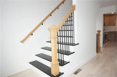 1232 Narragansett Boulevard Cranston RI 02905