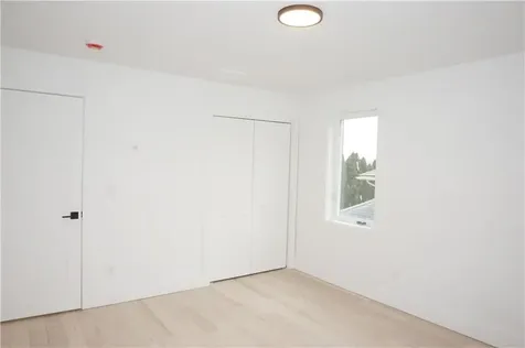 1232 Narragansett Boulevard Cranston RI 02905