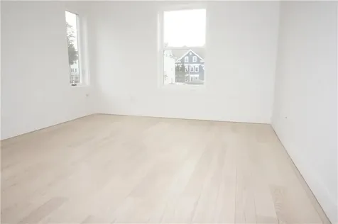 1232 Narragansett Boulevard Cranston RI 02905