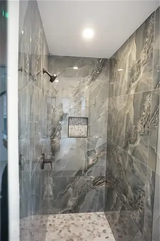 1232 Narragansett Boulevard Cranston RI 02905