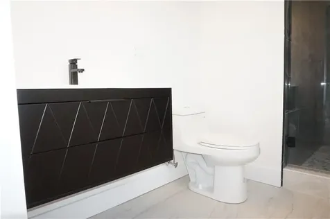 1232 Narragansett Boulevard Cranston RI 02905