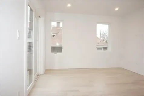 1232 Narragansett Boulevard Cranston RI 02905