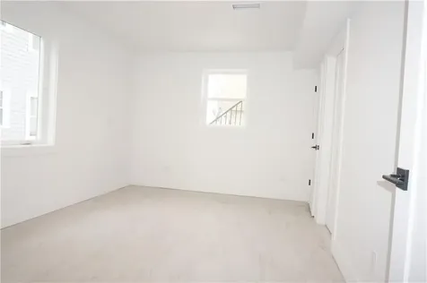 1232 Narragansett Boulevard Cranston RI 02905