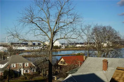 1232 Narragansett Boulevard Cranston RI 02905