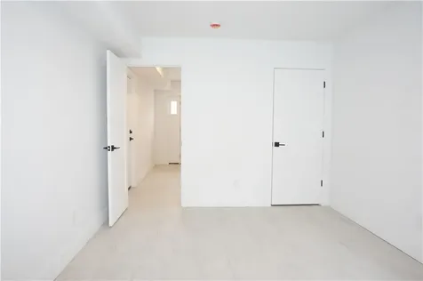 1232 Narragansett Boulevard Cranston RI 02905