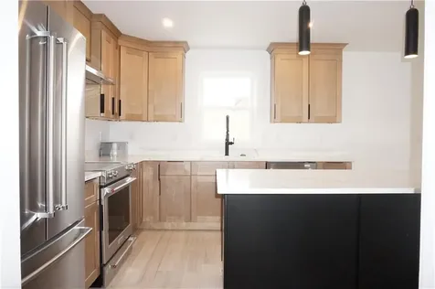 1232 Narragansett Boulevard Cranston RI 02905