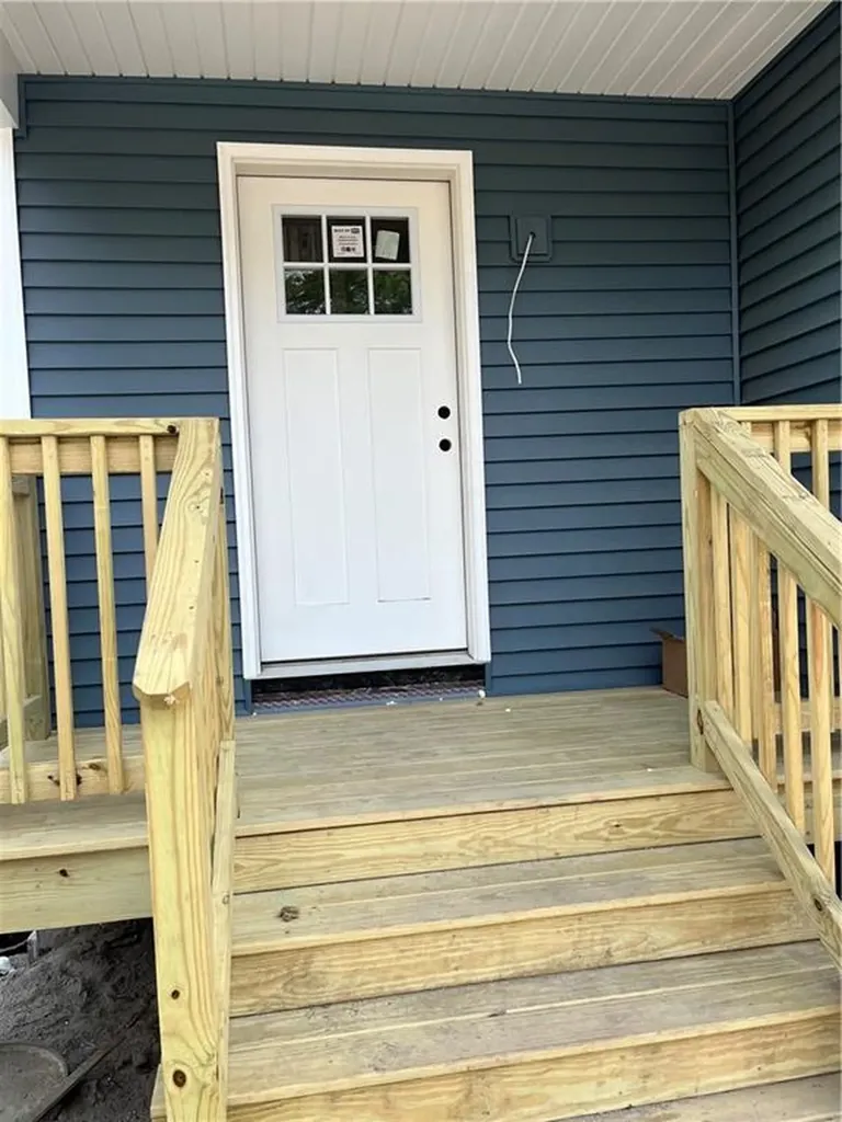 88 Coggeshall Street Providence RI 02904