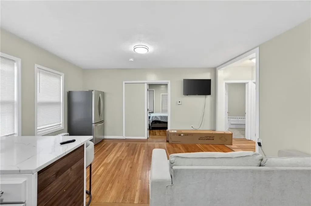 556 Admiral Street Providence RI 02908