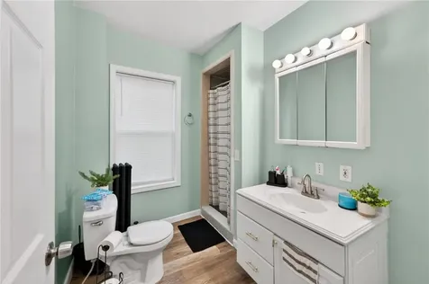 556 Admiral Street Providence RI 02908