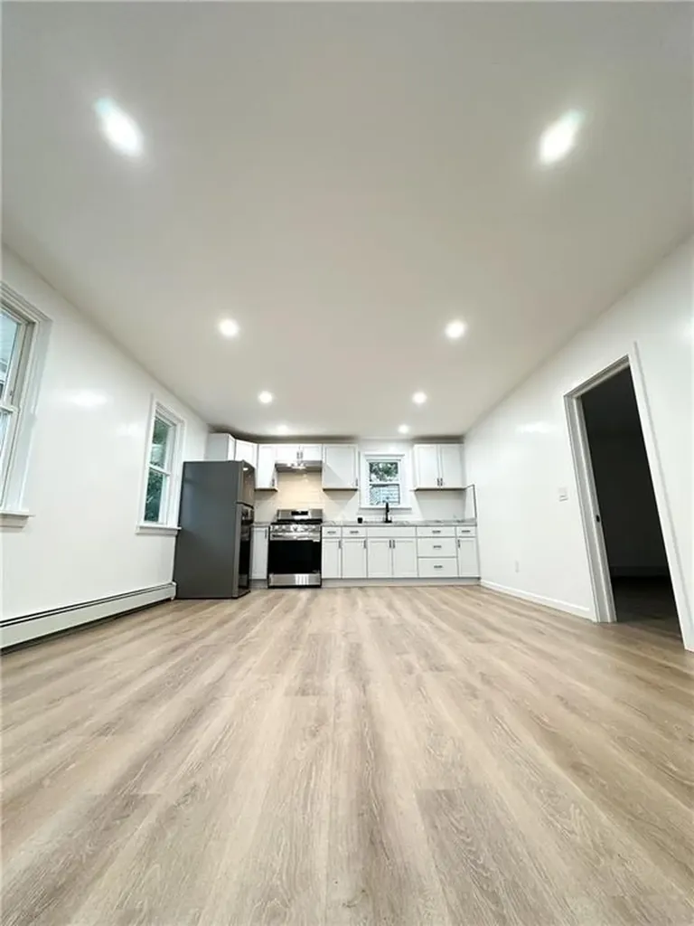 9 Octavia Street Providence RI 02909