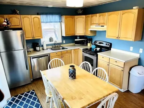 60 Madison Avenue Portsmouth RI 02872