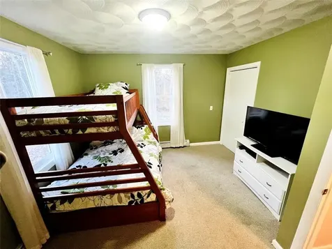 60 Madison Avenue Portsmouth RI 02872