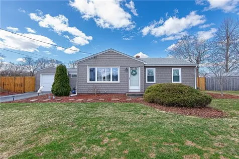 38 Meadowcrest Drive East Providence RI 02915