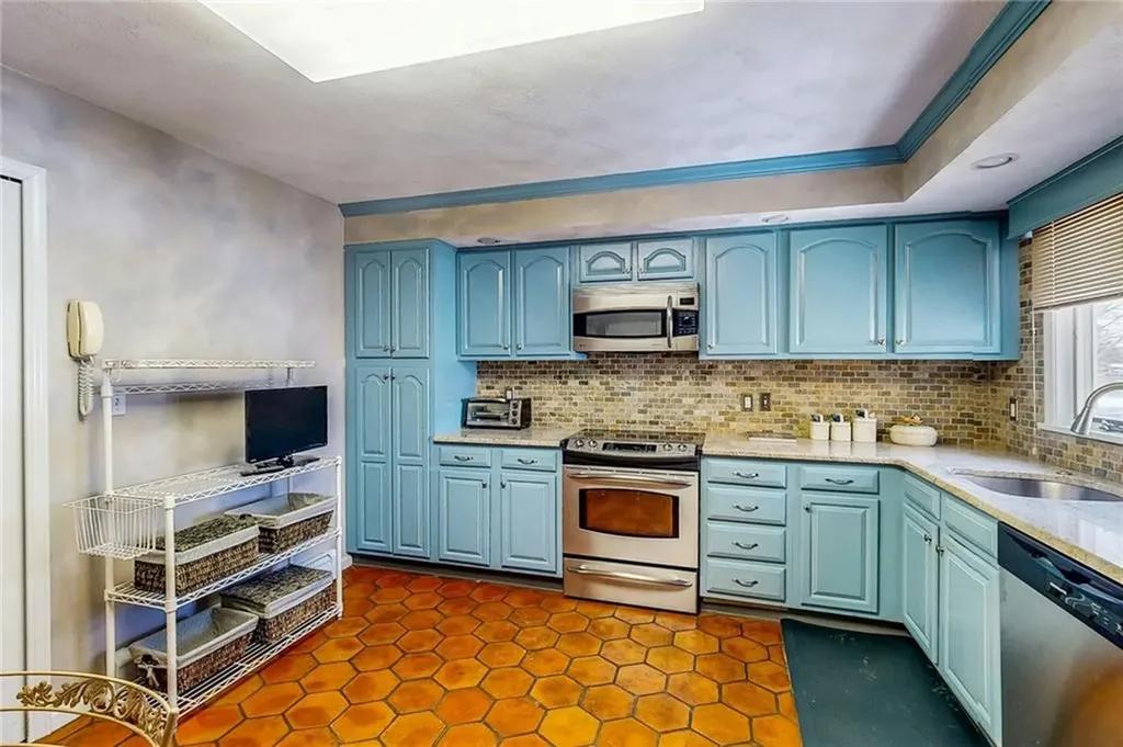 2970 Mendon Road Cumberland RI 02864