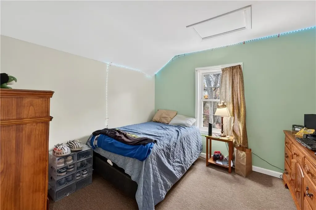 8 Arnold Avenue Lincoln RI 02865