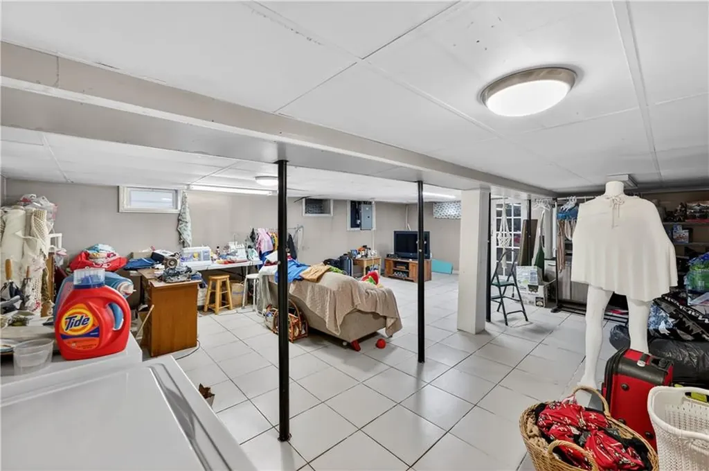 8 Arnold Avenue Lincoln RI 02865