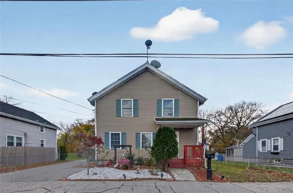 8 Arnold Avenue Lincoln RI 02865