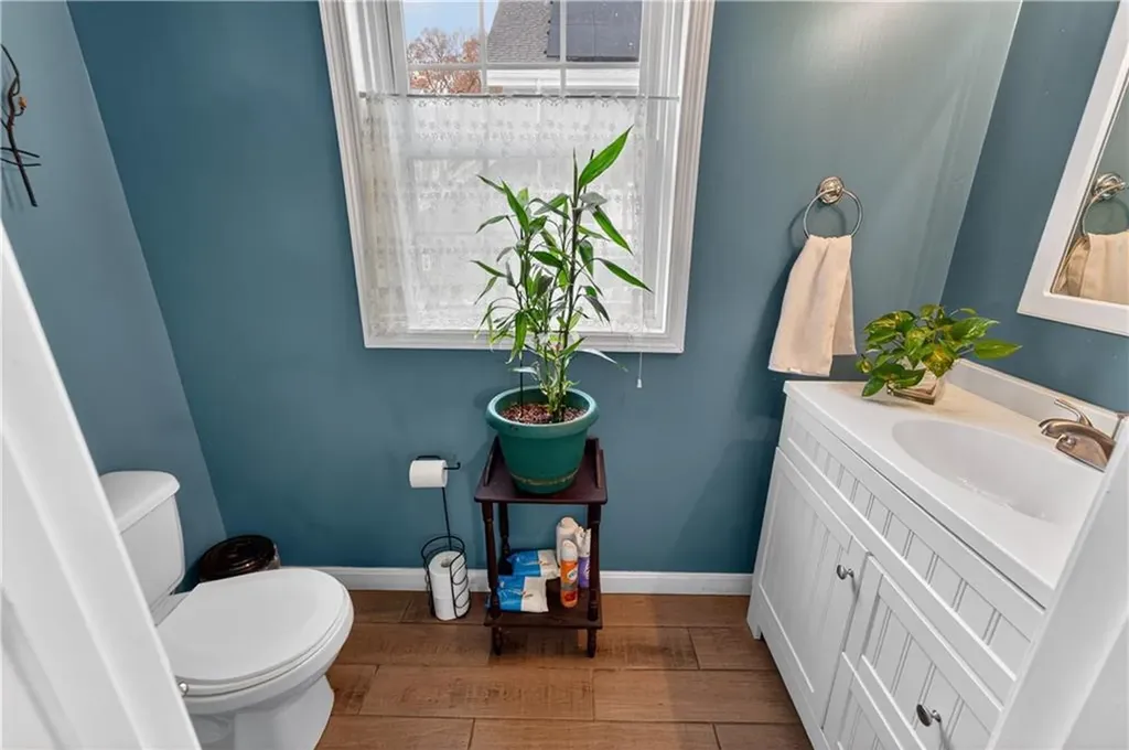 8 Arnold Avenue Lincoln RI 02865