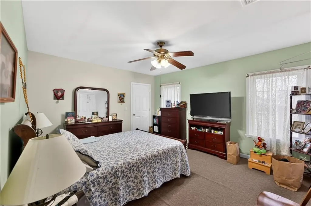 8 Arnold Avenue Lincoln RI 02865