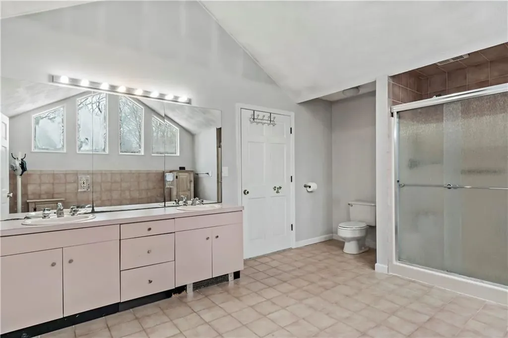 32 Starr Drive W Narragansett RI 02882