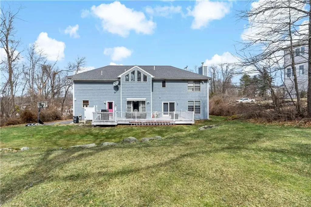 32 Starr Drive W Narragansett RI 02882