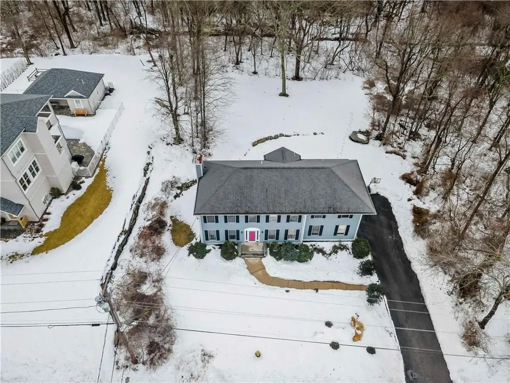 32 Starr Drive W Narragansett RI 02882