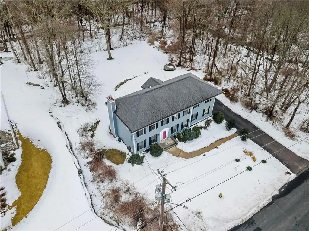32 Starr Drive W Narragansett RI 02882