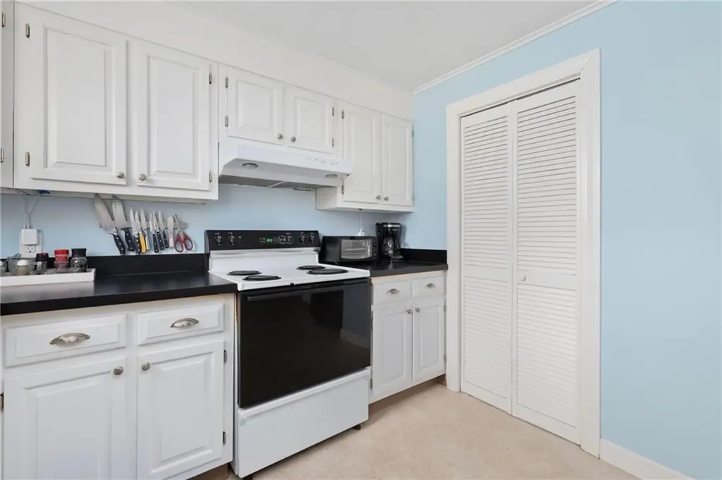 59 Mount Hope Avenue Jamestown RI 02835