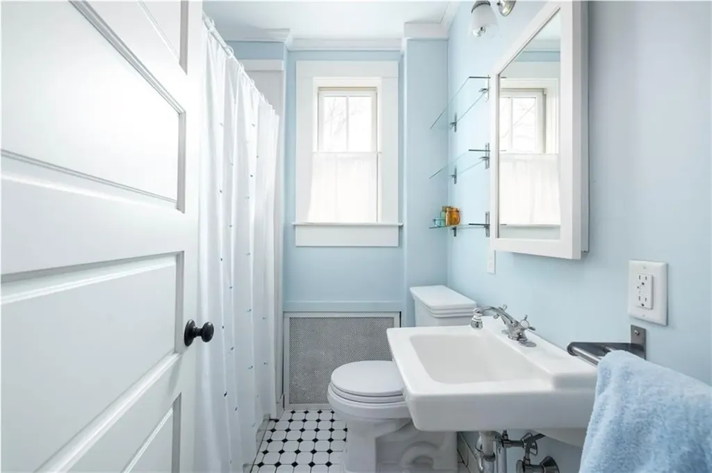 59 Mount Hope Avenue Jamestown RI 02835